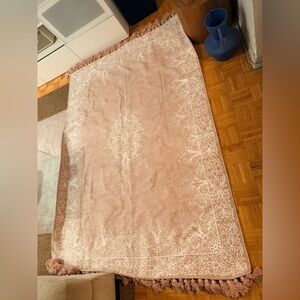 H&M Tasseled Cotton Rug